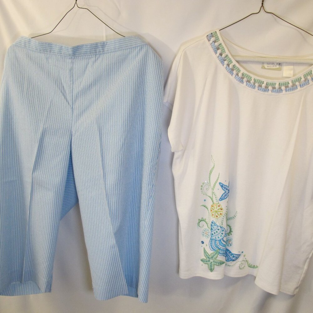 Alfred Dunner two piece set – top and cropped pants  1x/18P